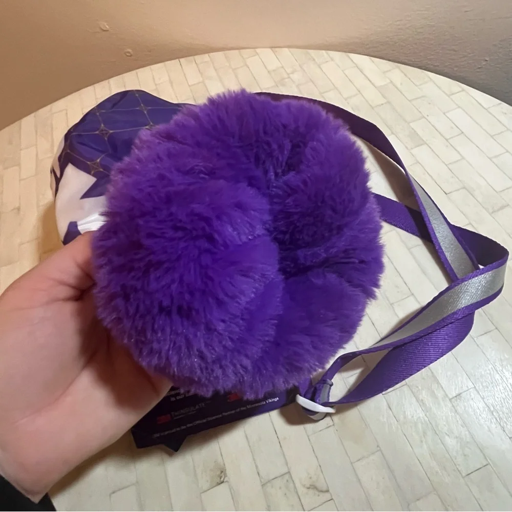3M Minnesota Vikings SKOL Handwarmer with Purple Faux Fur Inner